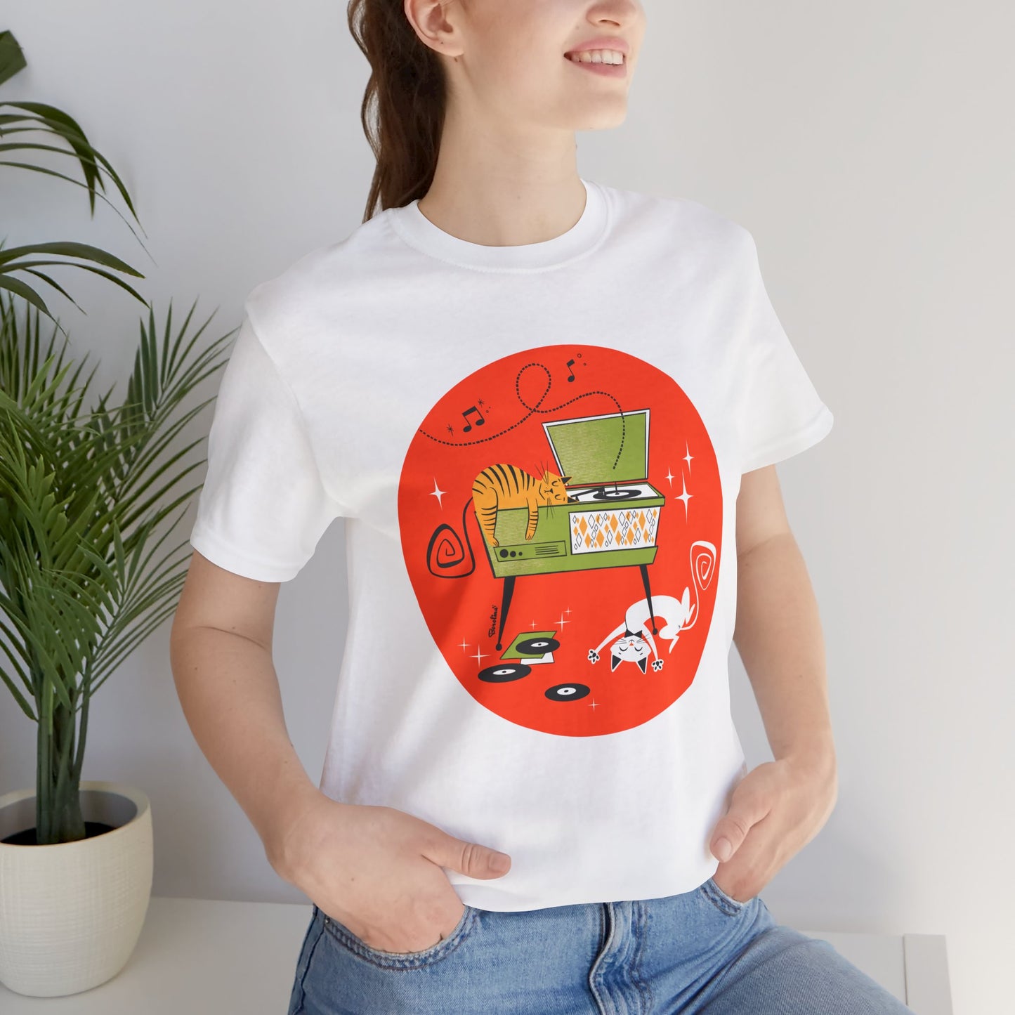 Gatos durmiendo la siesta en tocadiscos, camiseta