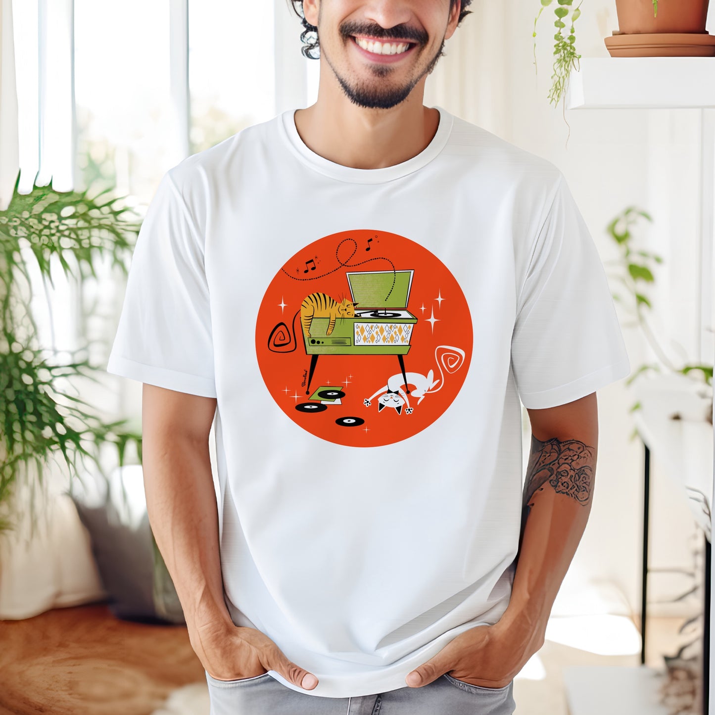 Gatos durmiendo la siesta en tocadiscos, camiseta
